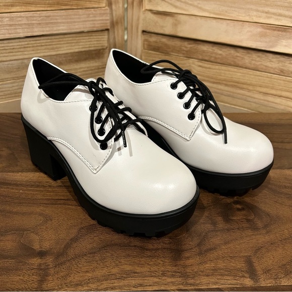 Soda Shoes - WOMEN'S ANKLE BOOTIES (UNLOCKS-S)